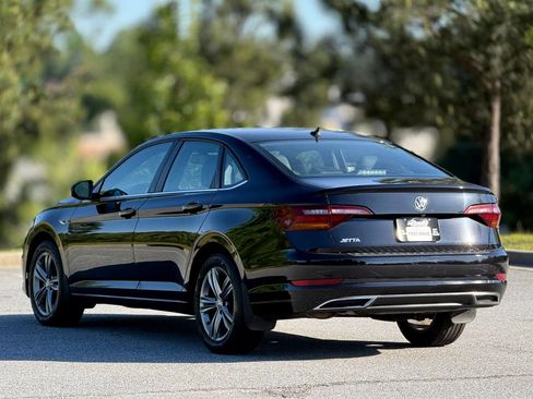 Used 2019 Volkswagen Jetta R-Line FWD image 10