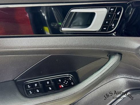 Used 2018 Porsche Panamera 4S AWD/4WD image 23