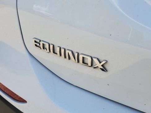Used 2024 Chevrolet Equinox LT image 16