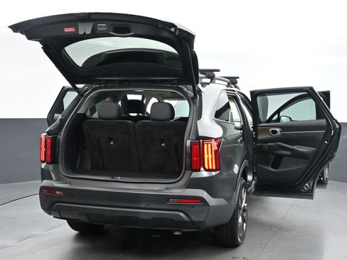 Used 2021 Kia Sorento SX Prestige image 45