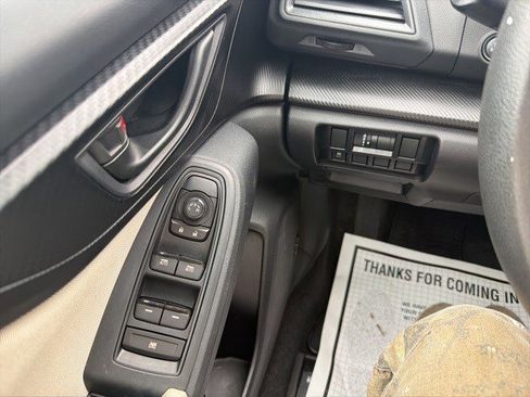 Used 2018 Subaru Impreza 2.0i Premium image 25