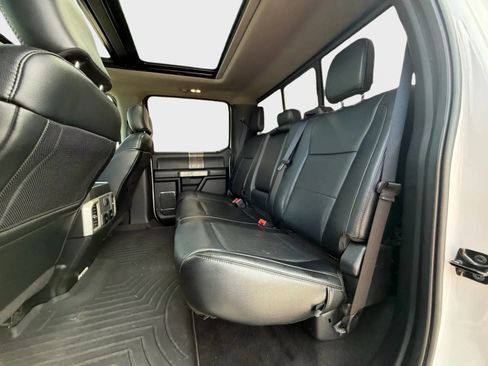 Used 2019 Ford F250 Lariat w/ Lariat Ultimate Package AWD/4WD image 23