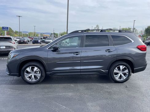 Certified 2025 Subaru Ascent Premium w/ Popular Package #2 AWD/4WD image 3