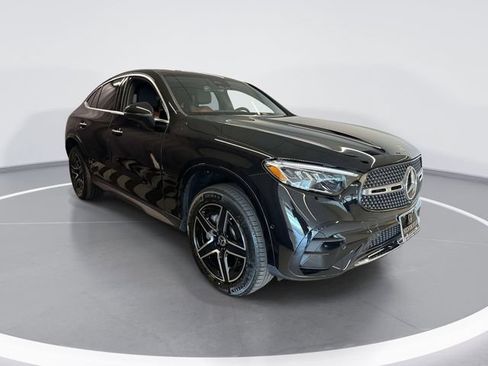 Used 2026 Mercedes-Benz GLC 300 4MATIC image 5