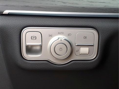 Certified 2025 Mercedes-Benz GLE 350 4MATIC image 23