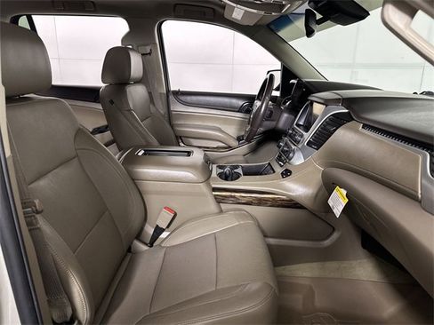 Used 2015 GMC Yukon SLT image 29