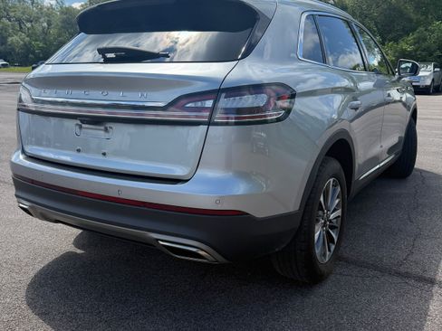 Used 2023 Lincoln Nautilus Reserve AWD/4WD image 3