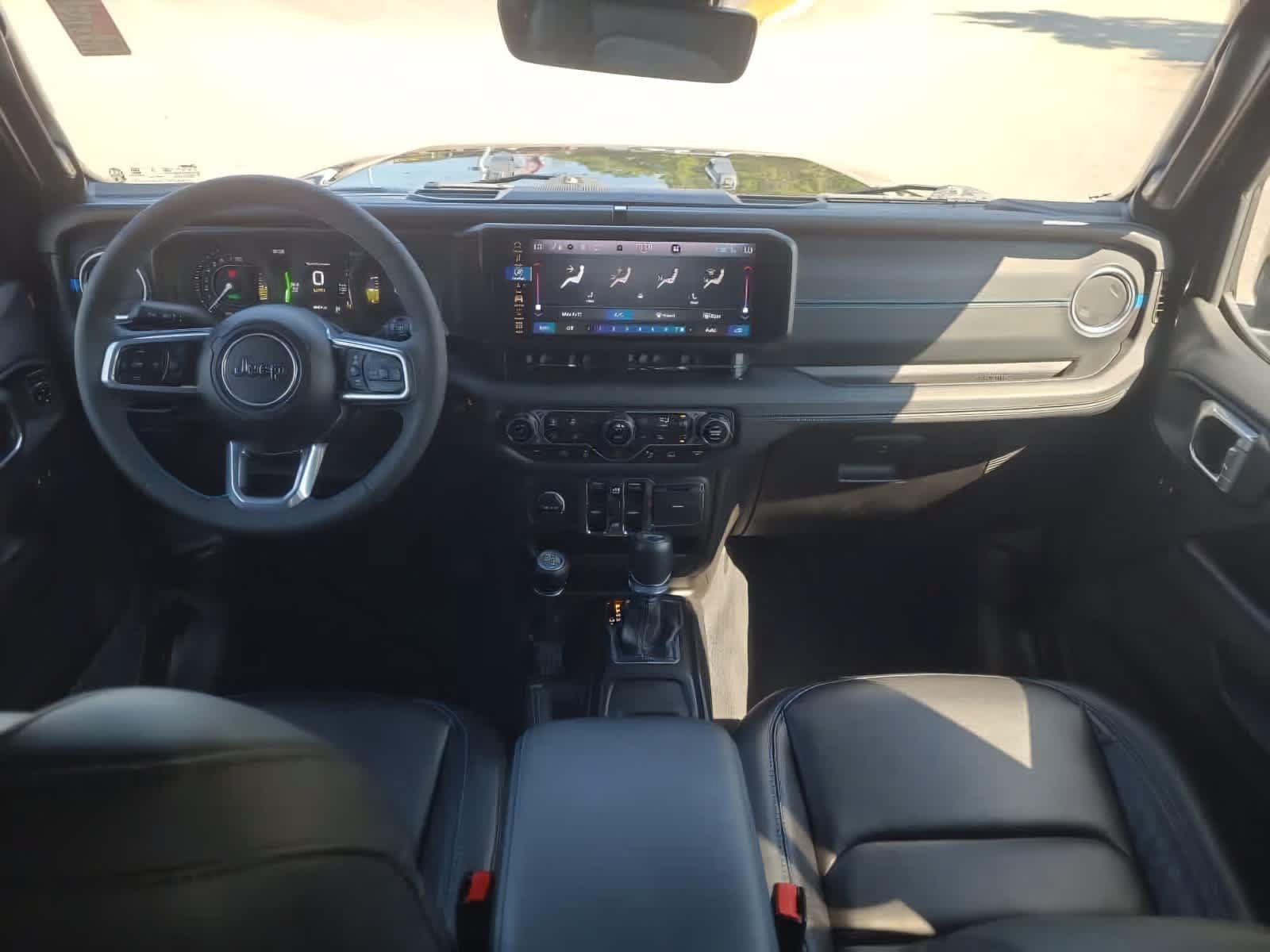 Used 2024 Jeep Wrangler High Altitude AWD/4WD image 12