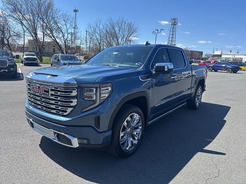 New 2026 GMC Sierra 1500 Denali w/ Denali Reserve Package AWD/4WD image 3