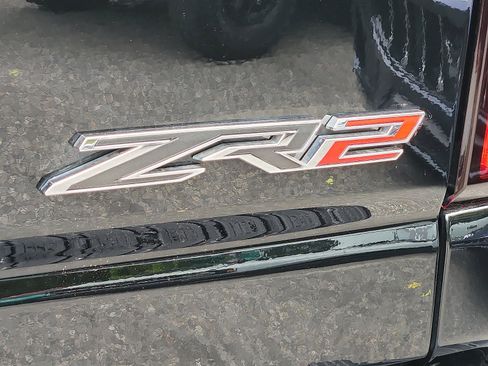 Used 2026 Chevrolet Silverado 2500 ZR2 AWD/4WD image 35