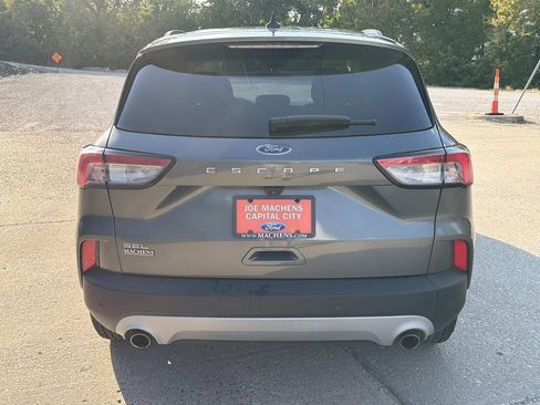 Used 2022 Ford Escape SEL w/ Technology Package FWD image 6