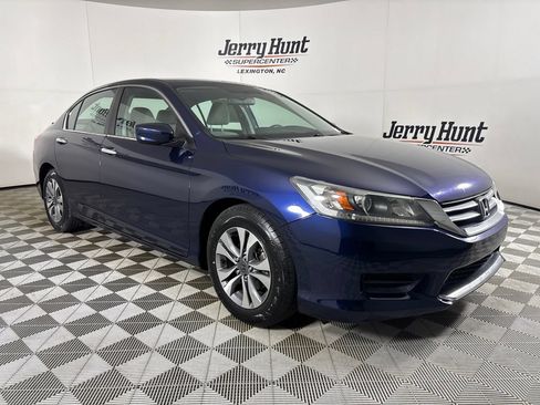 Used 2013 Honda Accord LX image 3