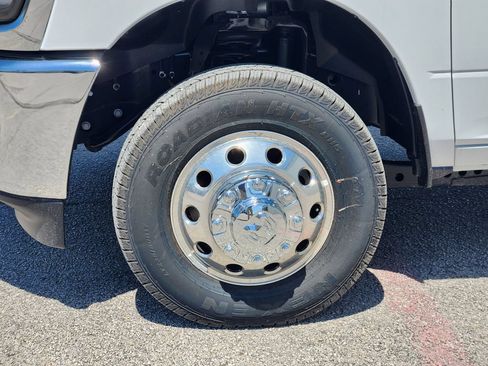 New 2026 RAM 3500 Lone Star AWD/4WD image 8