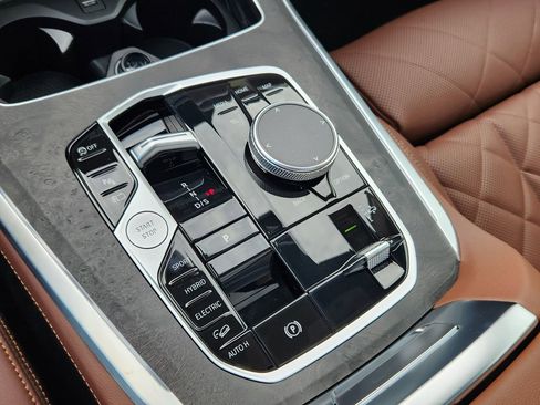 New 2026 BMW X5 xDrive50e AWD/4WD image 18