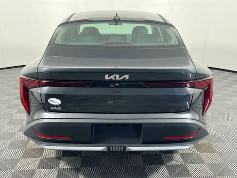 New 2026 Kia K4 LXS image 4