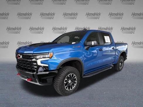 Used 2022 Chevrolet Silverado 1500 ZR2 w/ Technology Package AWD/4WD image 5