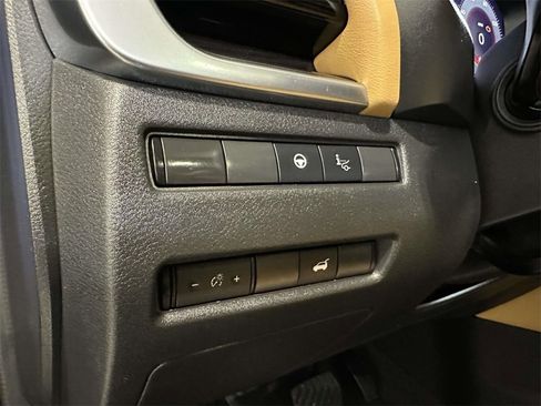 Used 2023 Nissan Rogue Platinum w/ Platinum Premium Package image 26