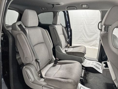 Used 2019 Honda Odyssey EX image 10