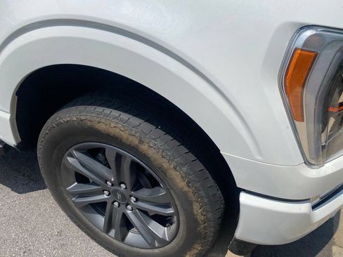 Used 2023 Ford F150 Lariat w/ Equipment Group 502A High AWD/4WD image 4