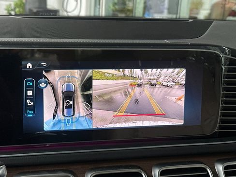 New 2026 Mercedes-Benz GLS 450 4MATIC image 18