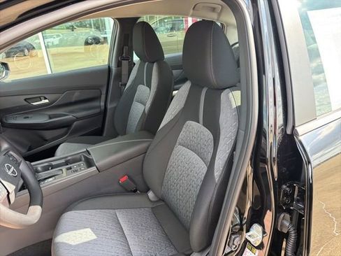 New 2026 Nissan Sentra SV FWD image 9