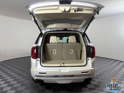 Used 2023 GMC Acadia Denali w/ Denali Ultimate Package AWD/4WD image 9