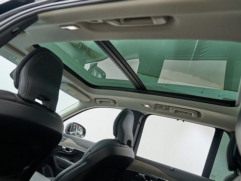 Certified 2023 Volvo XC90 B6 Ultimate w/ Protection Package Premier AWD/4WD image 24