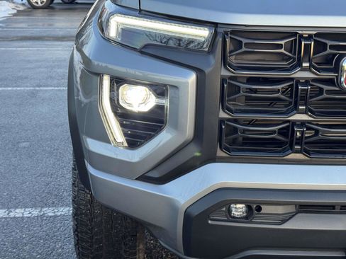 Used 2025 GMC Canyon Elevation w/ Convenience Package image 7