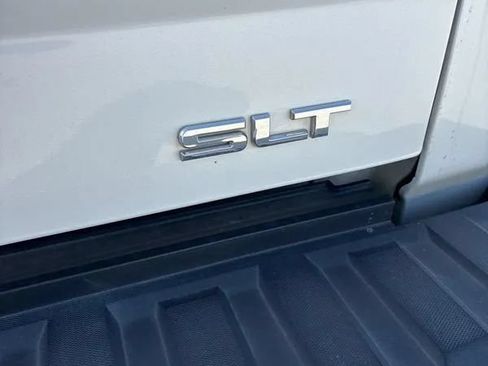 Used 2018 GMC Sierra 1500 SLT AWD/4WD image 21