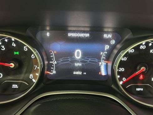 Used 2019 Jeep Compass Latitude w/ Popular Equipment Group image 11