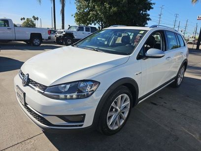 Used 2018 Volkswagen Golf Alltrack SE