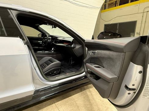 Used 2022 Audi RS e-tron GT w/ Year 1 Package AWD/4WD image 62
