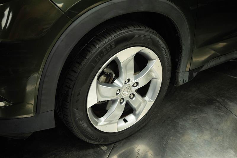 Used 2017 Honda HR-V EX image 4