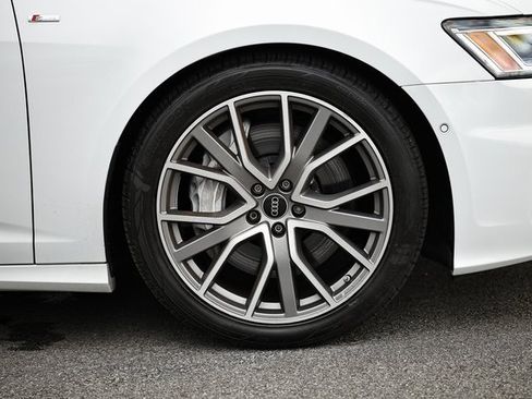 Used 2022 Audi A6 Premium Plus w/ Premium Plus Package image 4