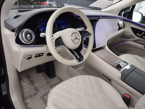 Certified 2023 Mercedes-Benz EQS 580 4MATIC SUV image 21