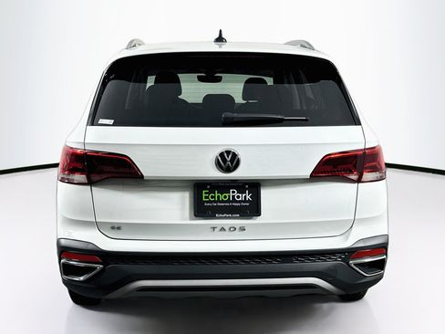 Used 2023 Volkswagen Taos SE FWD image 7