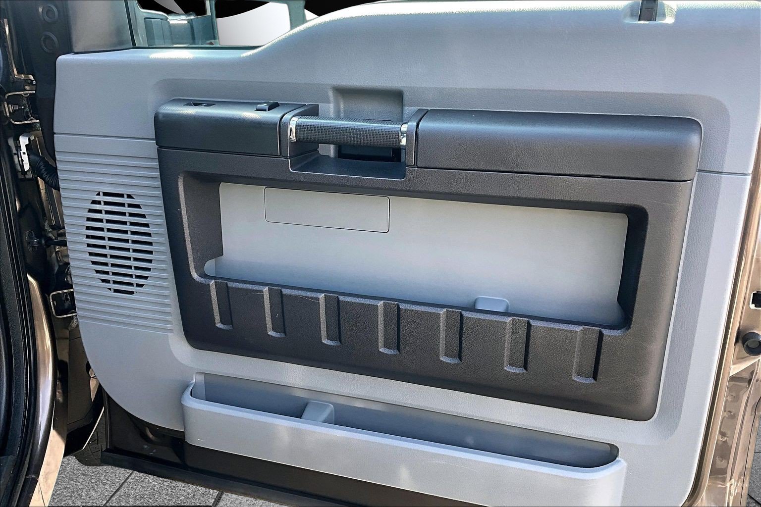 Used 2016 Ford F250 XL w/ Power Equipment Group AWD/4WD image 21