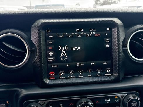 Used 2023 Jeep Wrangler Unlimited Sahara w/ Cold Weather Group image 16