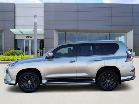 Used 2023 Lexus GX 460 Premium image 3