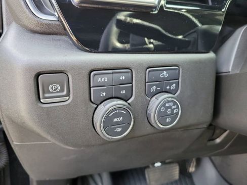 Certified 2022 Chevrolet Silverado 1500 RST w/ Z71 Off-Road Package AWD/4WD image 23