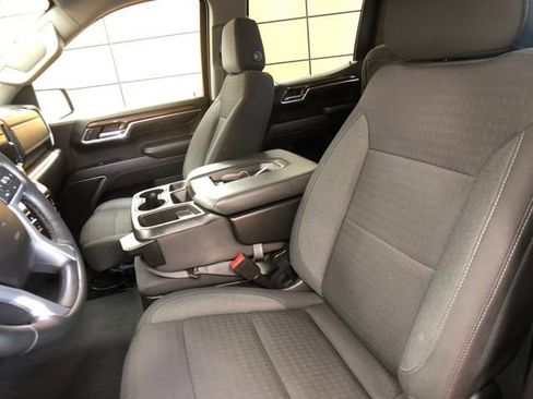 Used 2023 Chevrolet Silverado 1500 RST image 10