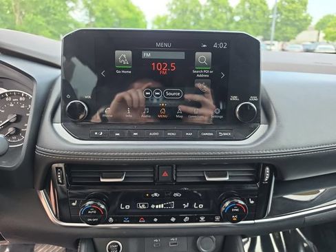 Used 2023 Nissan Rogue SL w/ SL Premium Package AWD/4WD image 16