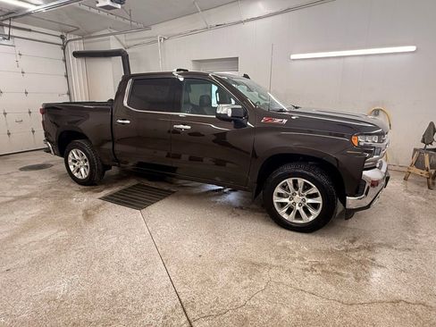 Used 2019 Chevrolet Silverado 1500 LTZ w/ Safety Package AWD/4WD image 3