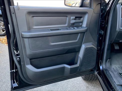 Used 2014 RAM 1500 Express w/ Black Ram 1500 Express Group image 18