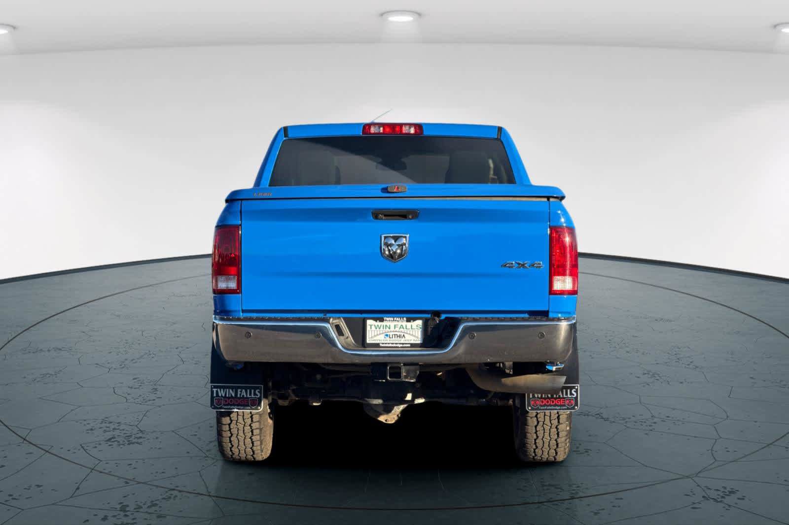 Used 2018 RAM 2500 Tradesman w/ Chrome Appearance Group AWD/4WD image 7