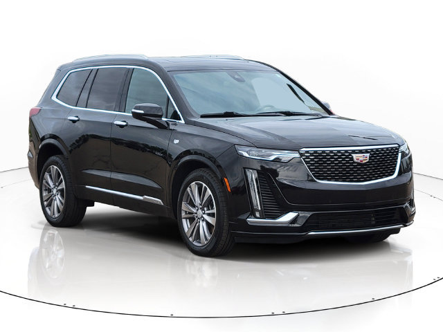 Used 2025 Cadillac XT6 Premium Luxury AWD/4WD image 2