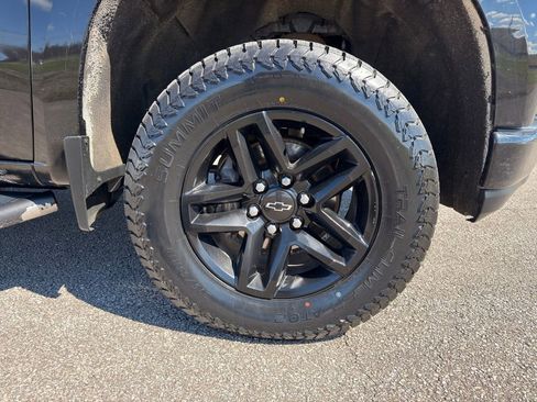 Used 2019 Chevrolet Silverado 1500 Custom Trail Boss w/ Custom Convenience Package image 14