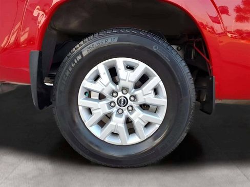 Used 2023 Nissan Frontier SV w/ Technology Package image 19