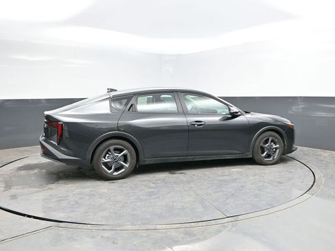 Used 2025 Kia K4 FWD image 10