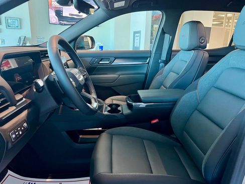 New 2026 GMC Terrain AT4 w/ Convenience Package III image 12